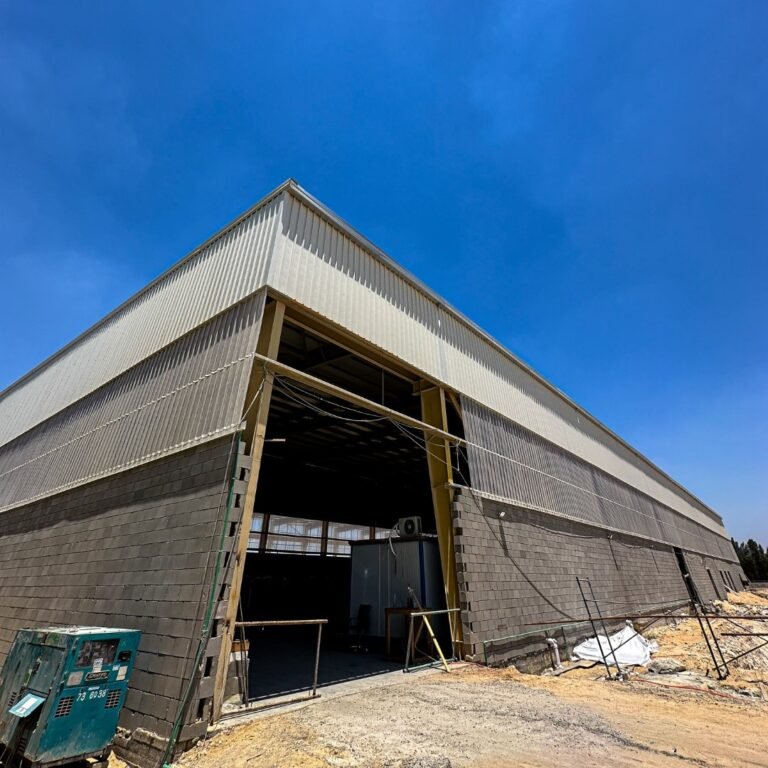 hills-bariq-square2-compressed